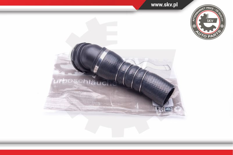 Furtun aer supraalimentare ; BMW 5 (E60, E61) ; 11617808416