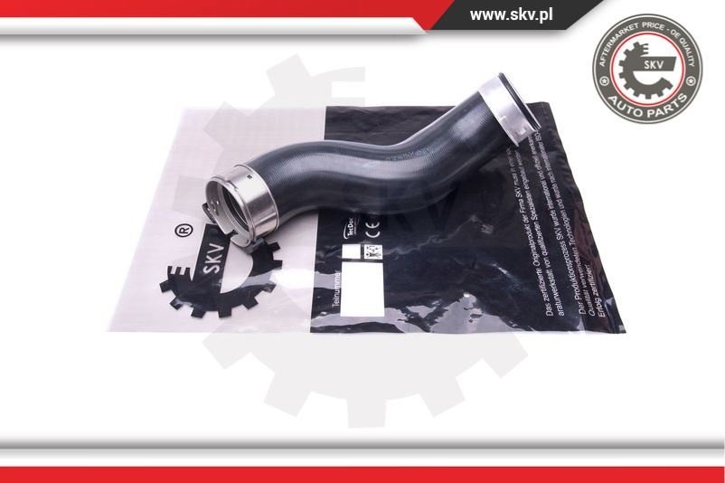 Furtun aer supraalimentare ; BMW X5 (F15, F85) X6 (F16, F86) ; 11617823237