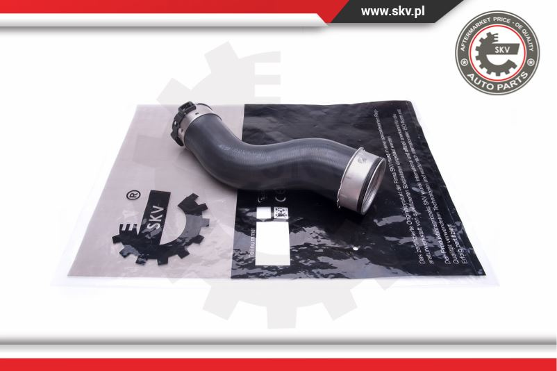 Furtun aer supraalimentare ; BMW X5 (F15, F85) ; 11618515638