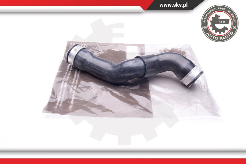 Furtun aer supraalimentare ; MERCEDES-BENZ C-Class ; 2035283482