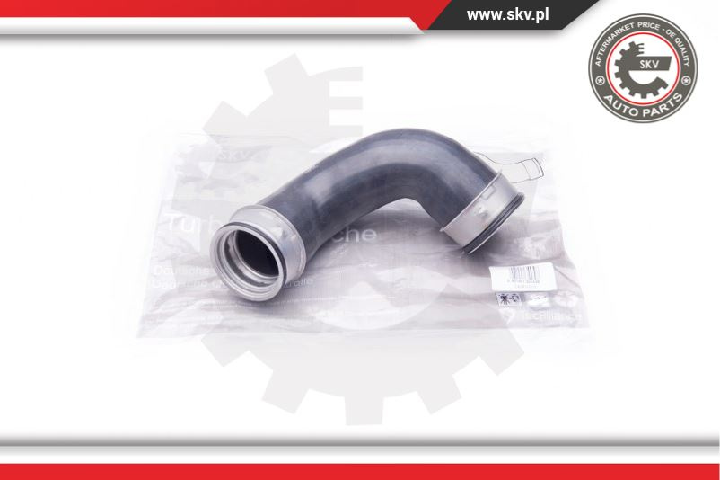 Furtun aer supraalimentare ; MERCEDES-BENZ C-Class ; 2035282882