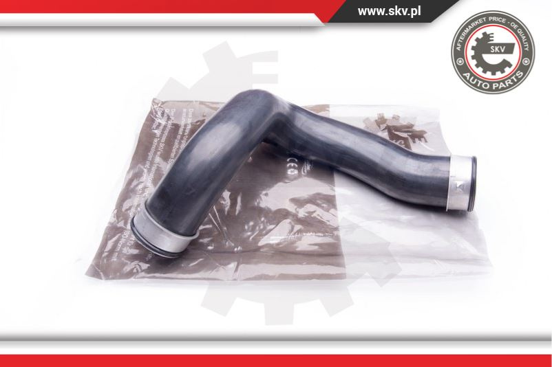 Furtun aer supraalimentare ; MERCEDES-BENZ E-Class ; 2105283882