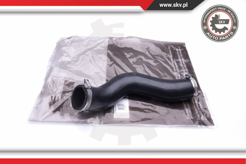 Furtun aer supraalimentare ; OPEL Vectra C Signum 3.0 DTI ; 24401051