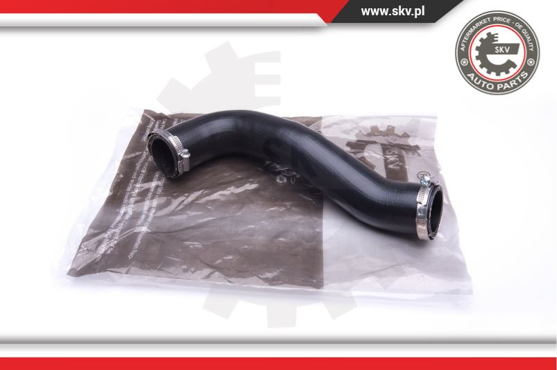 Furtun aer supraalimentare ; VW Touareg 3.0 TDI ; 7P0145737A
