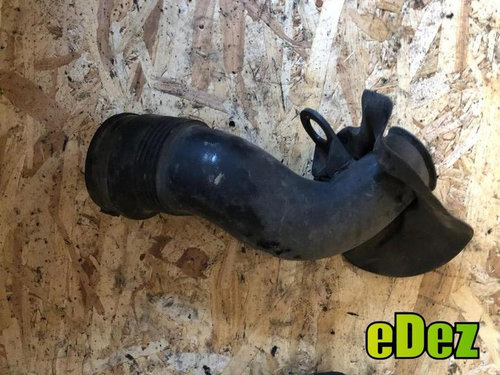 Furtun aer Volkswagen Polo 4 (2001-2005) 6n0128741