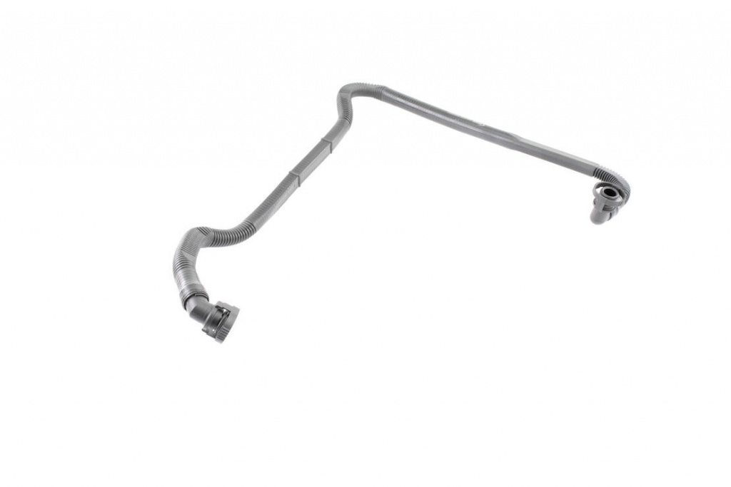 Furtun,aerisire bloc motor VW PASSAT Variant (3B6) (2000 - 2005) VAICO V10-2679 piesa NOUA