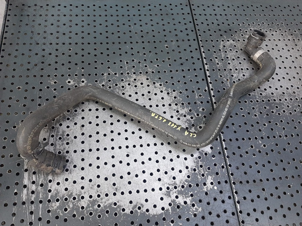 Furtun apa 1.6 t b 270910 mercedes cla x117 a2468303096