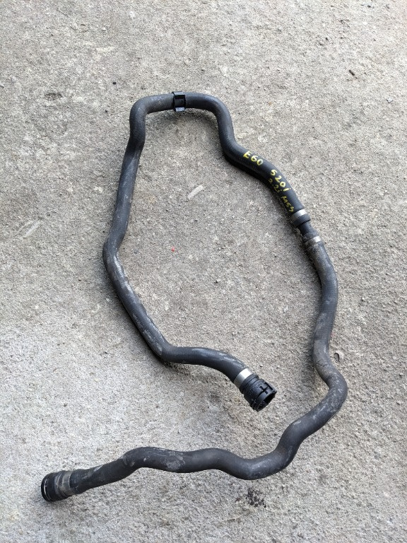 Furtun apa BMW E60 520i