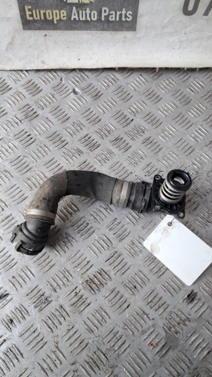 Furtun apa BMW seria 3 E92 E93 3.0 D cod motor N57D30A an 2011 cod 1436377