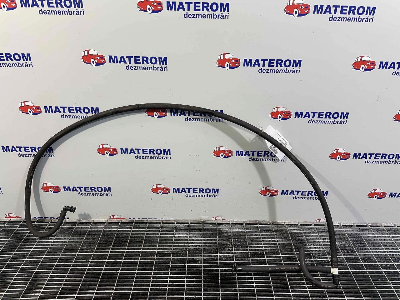 FURTUN APA BMW SERIA 7 E 65 3.0 D - (200
