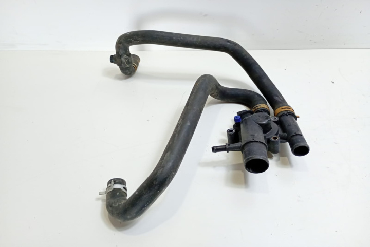 Furtun apa cu termostat 8200674369 Renault Trafic 2 [2001 - 2006]