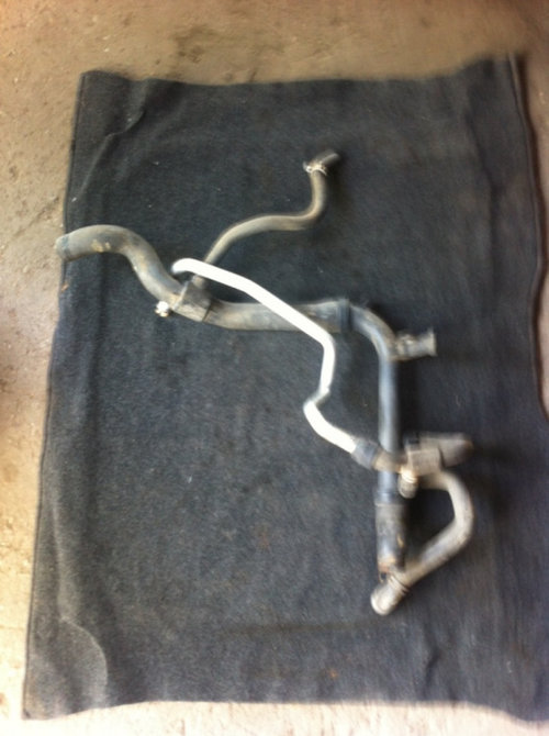 Furtun apa cu teu Opel Vectra B [1995 - 1999] Sedan 4-usi 1.6 MT (101 hp) (36_) 1.6 16V