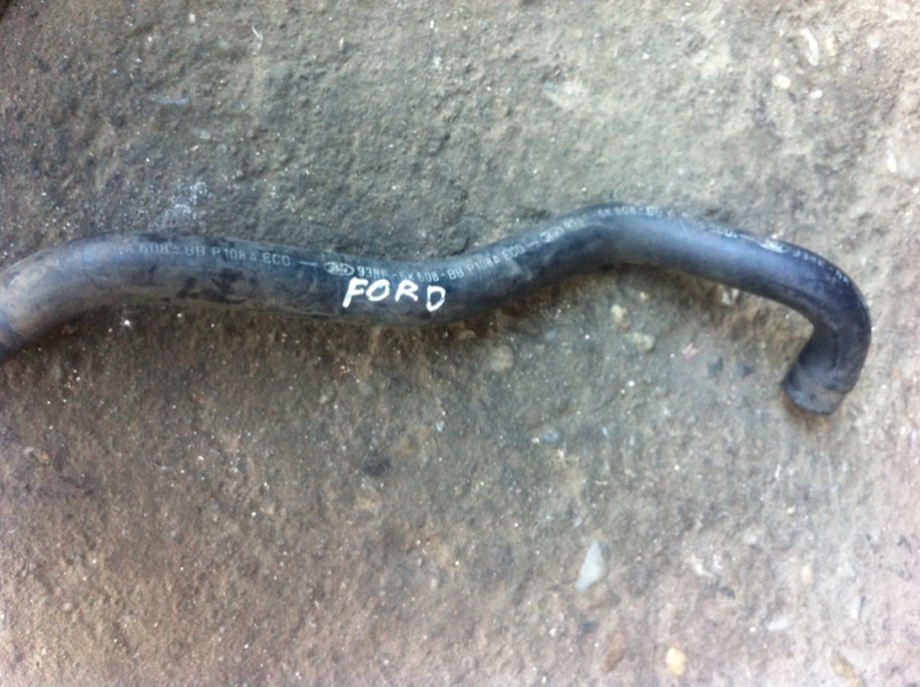 Furtun apa Ford Mondeo MK1 [1993 - 1996] Liftback 1.8 MT (116 hp) (GBP) 16V