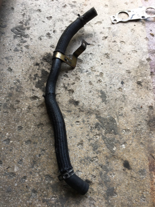 Furtun apa Ford Mondeo MK3 [2000 - 2003] wagon 2.0 TDCi 5MT (130 hp) (BWY)