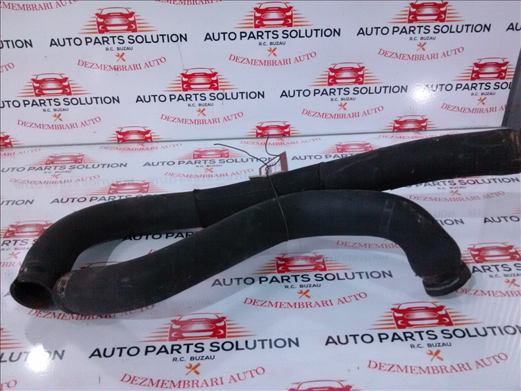 Furtun apa IVECO 2.3 D an fabr. 2009