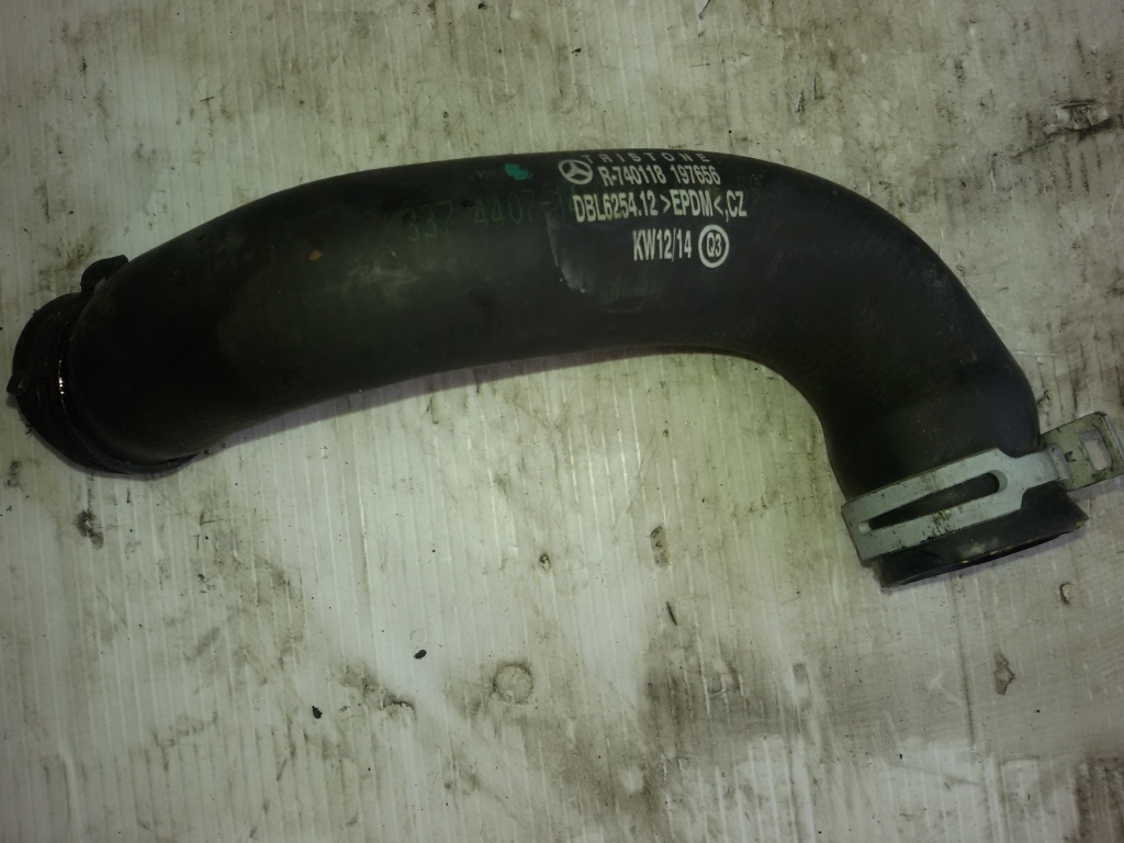 Furtun apa mercedes a-class w176 a180 1.6 tb 2014 r-740118197656