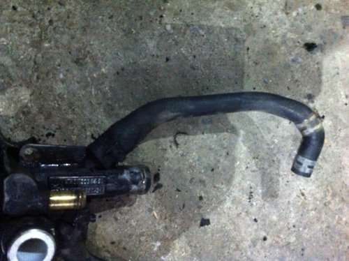 Furtun apa Mercedes-Benz M-Class W163 [1997 - 2001] Crossover 5-usi (W163) V8 4.0 CDI