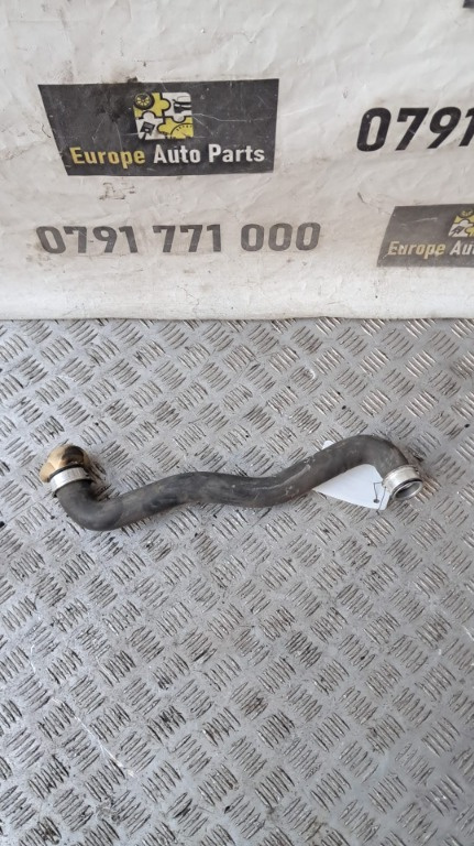 Furtun apa Mercedes C-Class W204 1.8 ,cod motor M271950 cod A2045010182