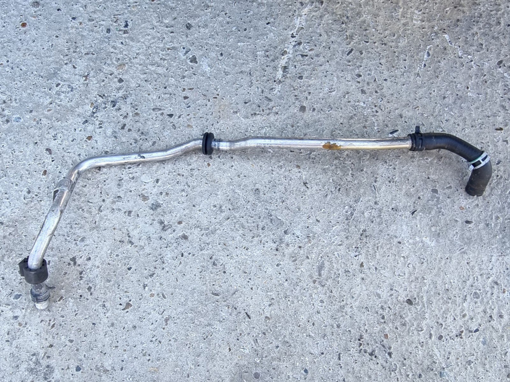 Furtun apa Mercedes Clasa C (W205) [Fabr 2014-prezent] A2742034002 2.0 Hibr 274920 210KW / 286CP