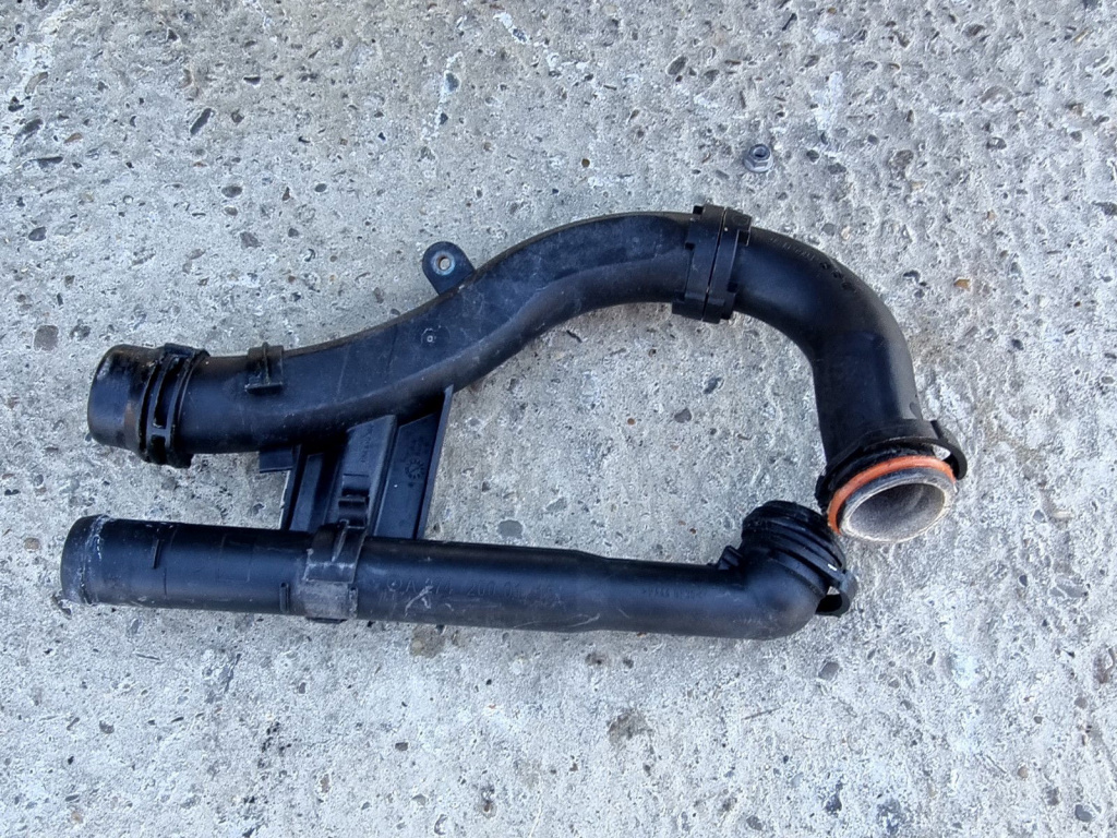 Furtun apa Mercedes Clasa C (W205) [Fabr 2014-prezent] A2742000115 2.0 Hibr 274920 210KW / 286CP