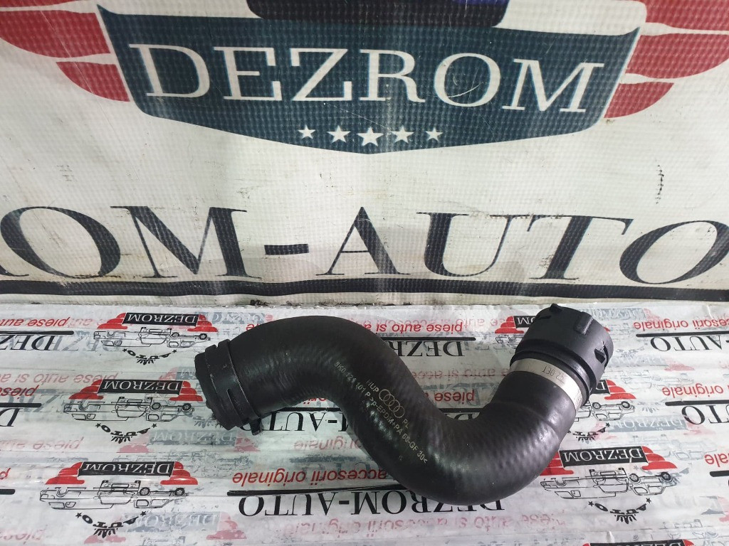 Furtun apa original Audi A4 B8 2.0 TDI 143 cai motor CAGA cod piesa : 8K0121101P