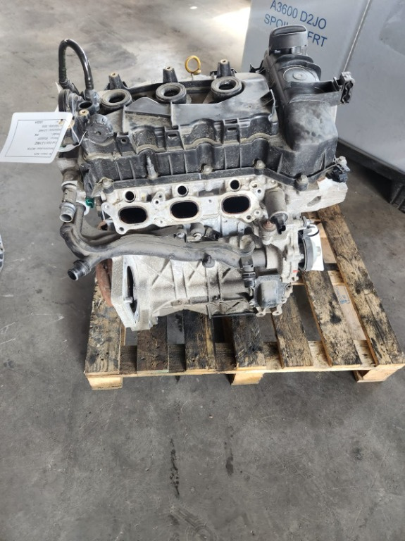 Furtun apa Peugeot 208 1.2 an de fabricatie 2016