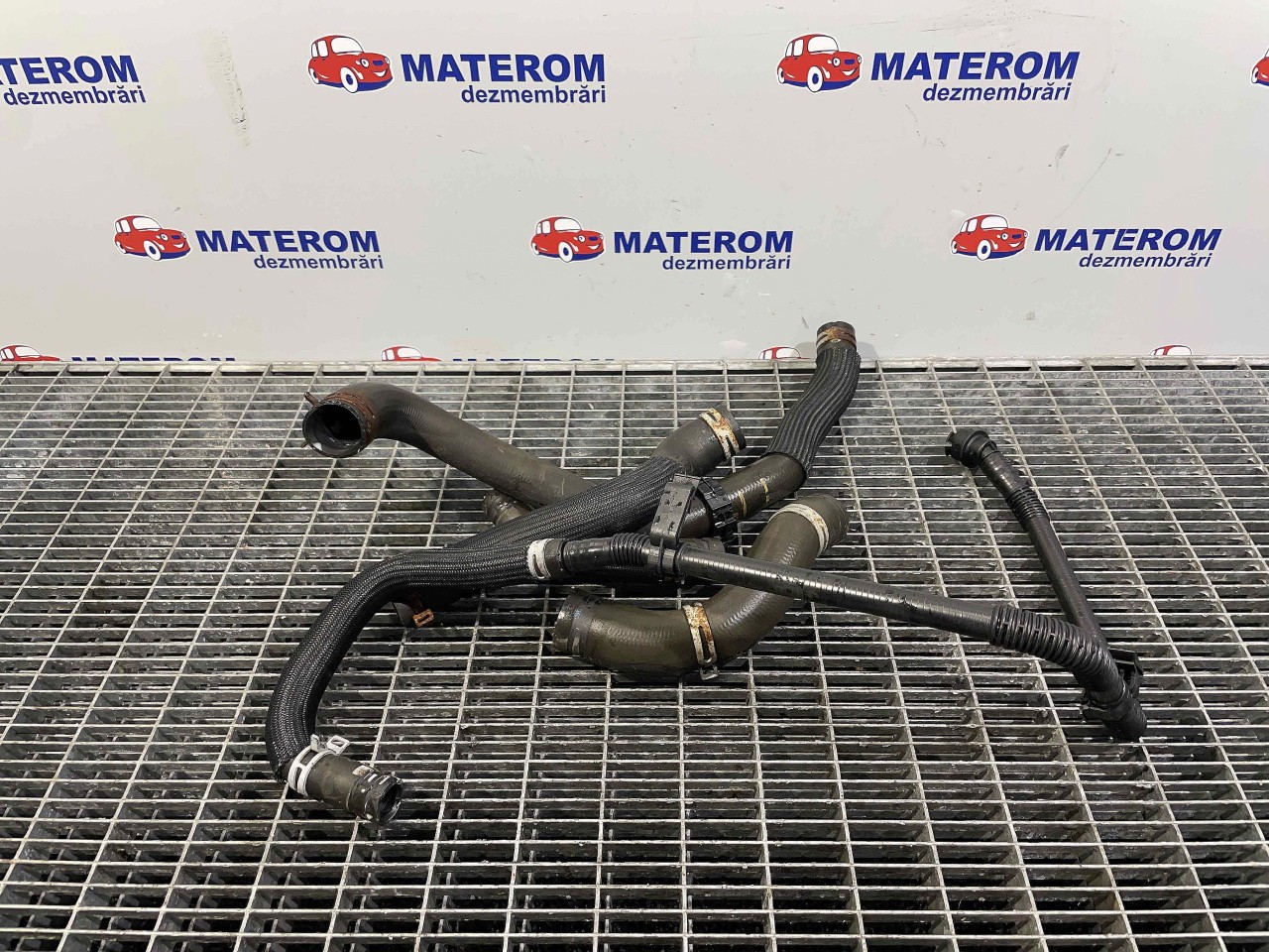 FURTUN APA PEUGEOT 3008 3008 1.6 HDI - (2008 2013)