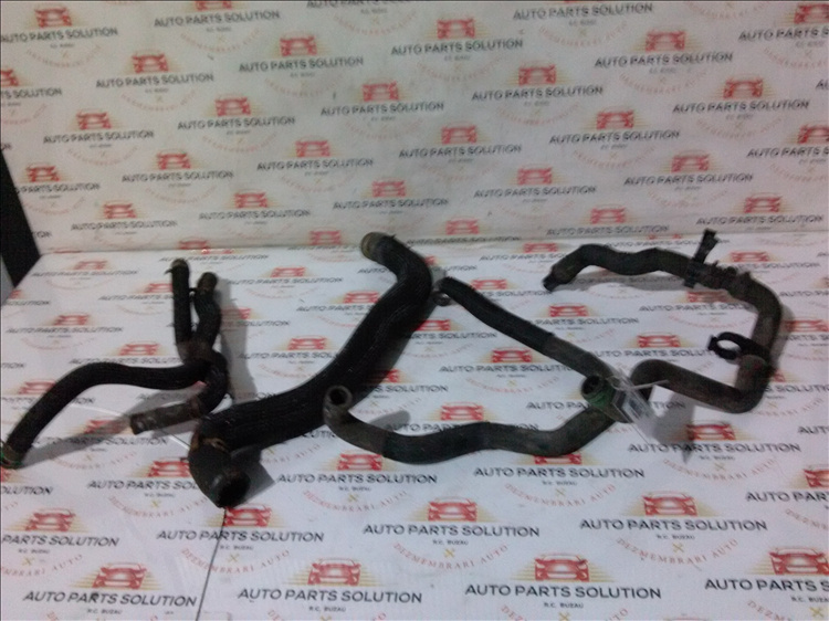 Furtun apa RENAULT TRAFIC 2.0 DCI an fabr., 2009