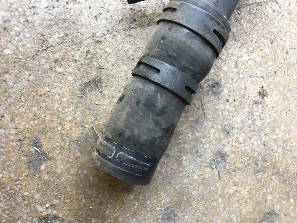 Furtun apa Seat Ibiza 3 [2002 - 2006] Hatchback 3-usi 1.4 TDI MT (75 hp) IV (6L1)