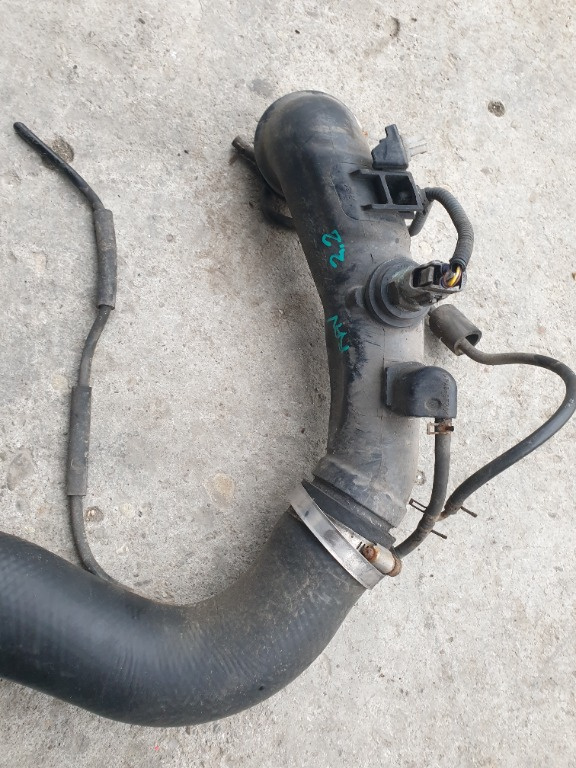 Furtun Apa Toyota Rav 4 2.2 D-CAT 177cp