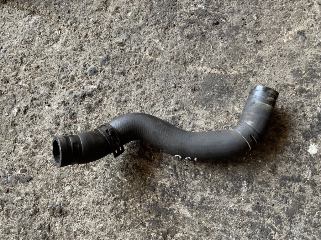 Furtun apa Volkswagen Jetta 5 [2005 - 2011] Sedan 4-usi 2.0 TDI MT (140 hp) (1K2)
