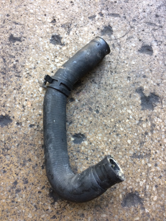 Furtun apa Volkswagen Passat B5 [1996 - 2000] Sedan 4-usi 1.9 TDI MT (110 hp) (3B2)
