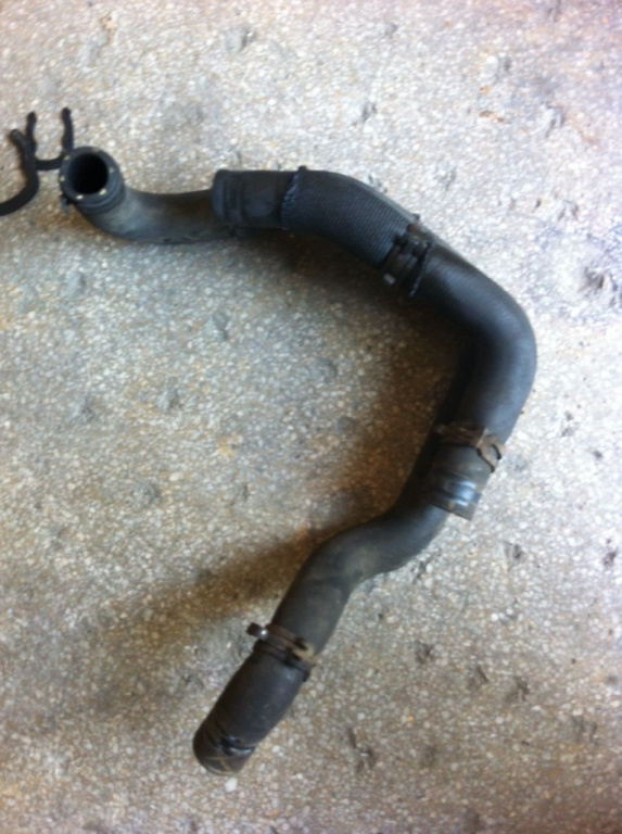 Furtun apa Volkswagen VW Golf 5 [2003 - 2009] Hatchback 5-usi 1.6 FSI MT (116 hp) V (1K1)