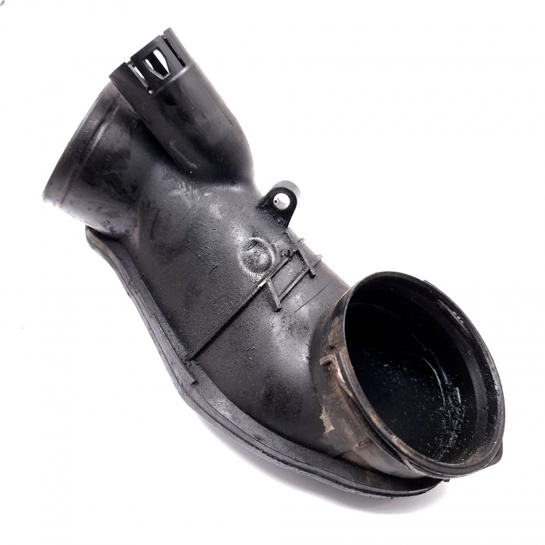 Furtun Bmw 7 (F01, F02, F03, F04) 2008-2015 730 D N57 D30 A Motorina 58650910, 13717807493, 704120198
