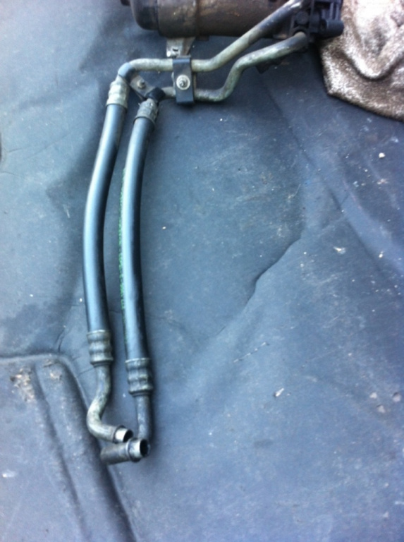 Furtun carcasa filtru ulei BMW Seria 5 E39 [1995 - 2000] Touring wagon 525tds AT (143 hp) 2.5 TDS