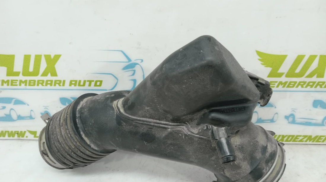 Furtun conducta admisie 17880-36110 2.5 hybrid Toyota Rav 4 4 (XA40) [facelift] [2015 - 2019]