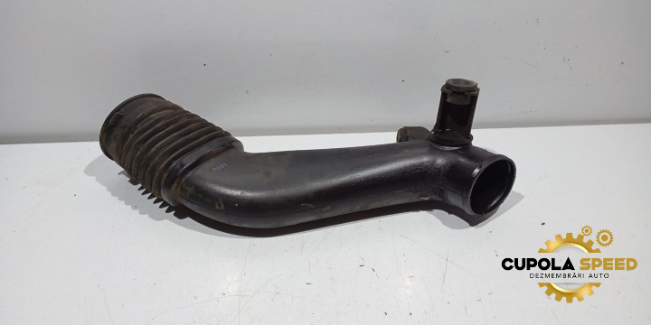 Furtun conducta admisie 68137236AA 3.0 D Chrysler 300C 2 [2011 - 2014]