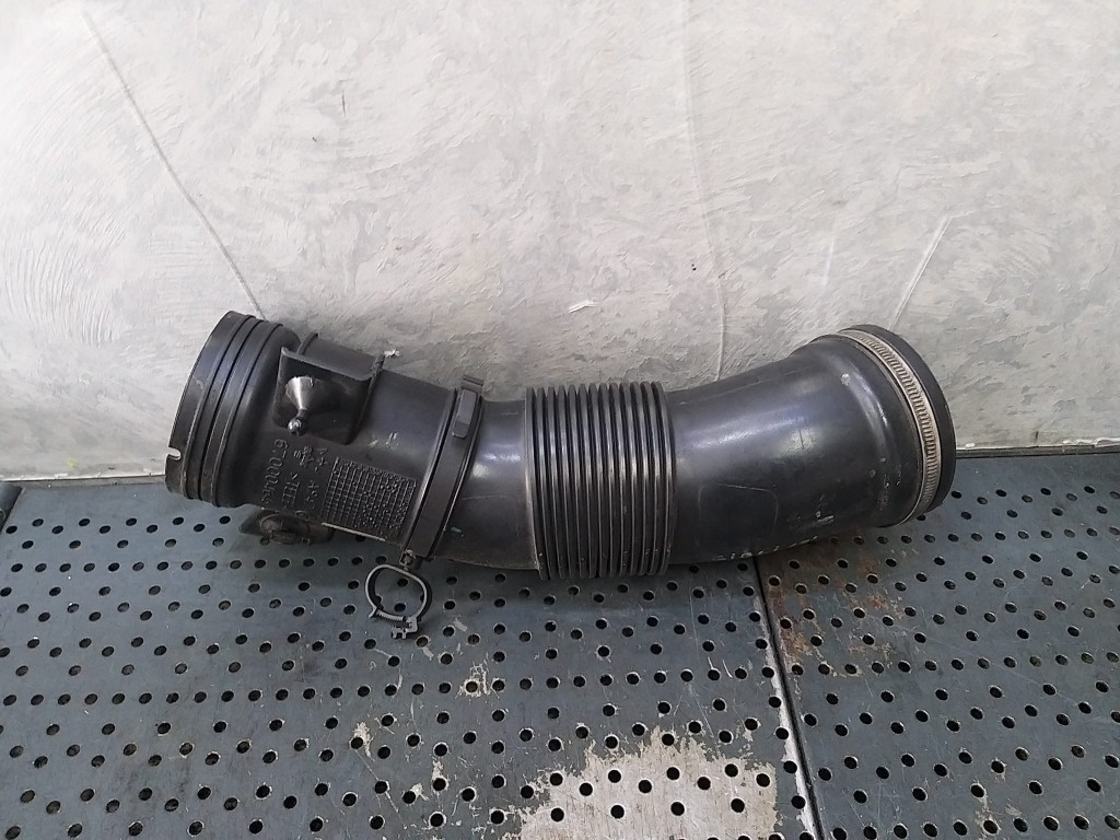 Furtun conducta aer 3.0 d maserati ghibli m157 670004643