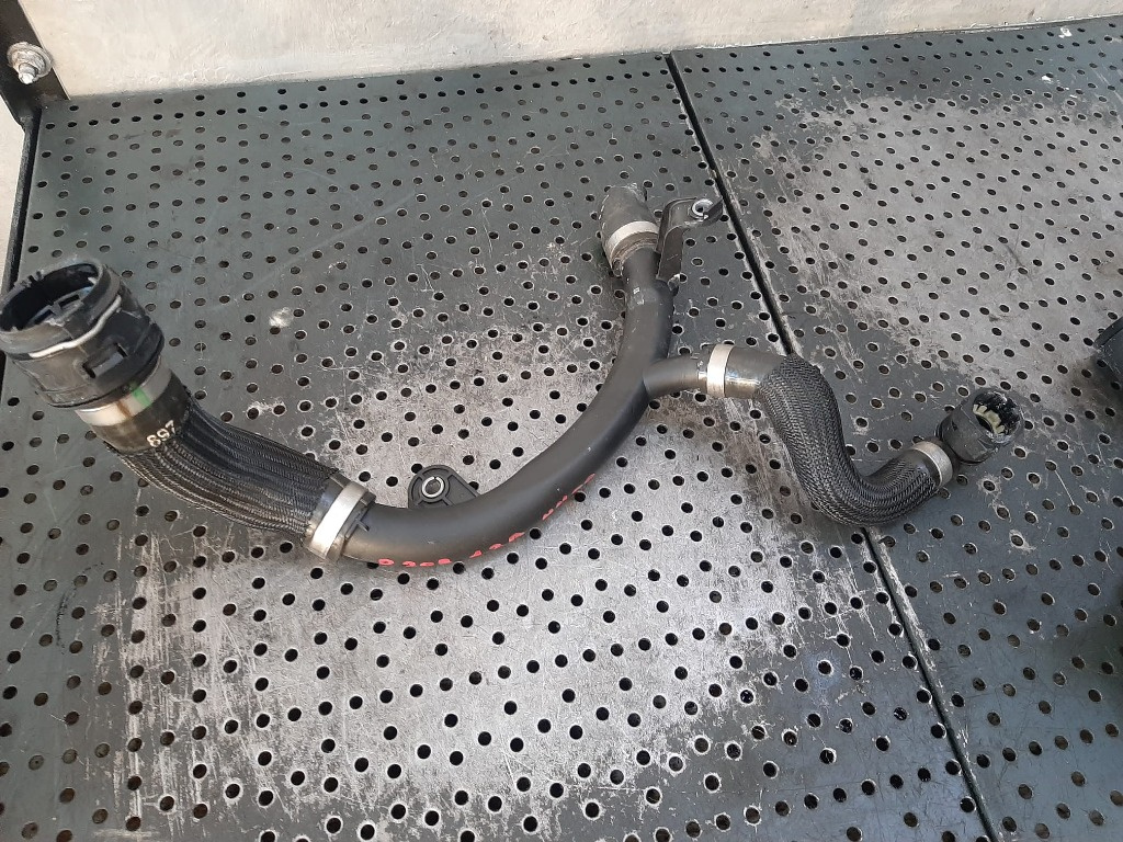 Furtun conducta apa 1.2b hn09 peugeot 208 hsr28821
