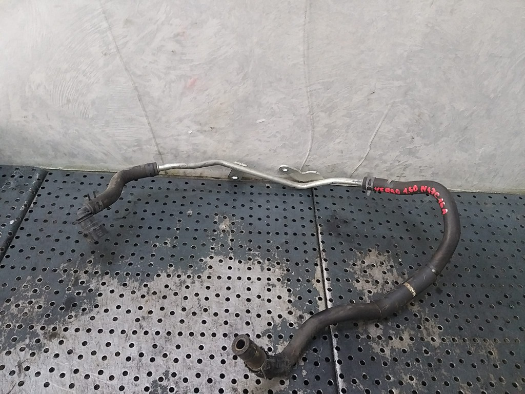 Furtun conducta apa 1.6 d toyota verso r2