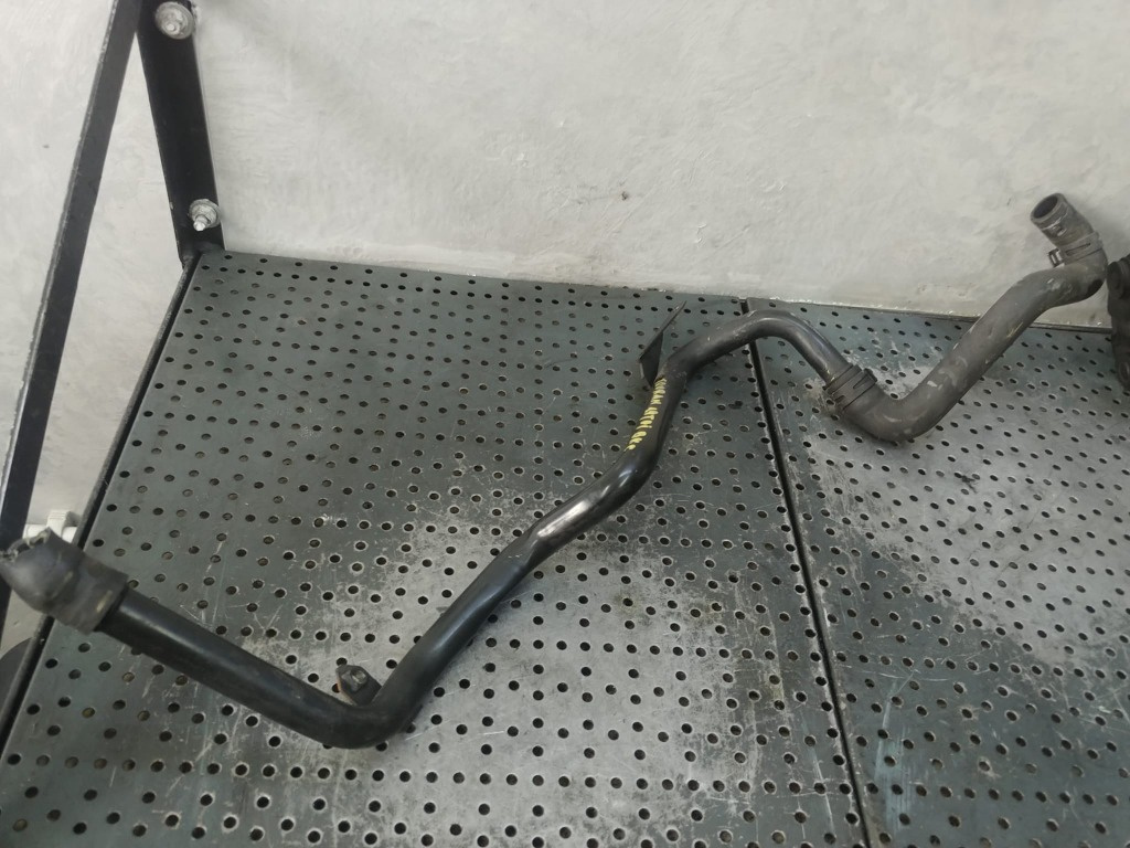 Furtun conducta apa 1.9 tdi bkc seat leon vw touran golf 5 1k passat b6 skoda octavia 2 038121151b