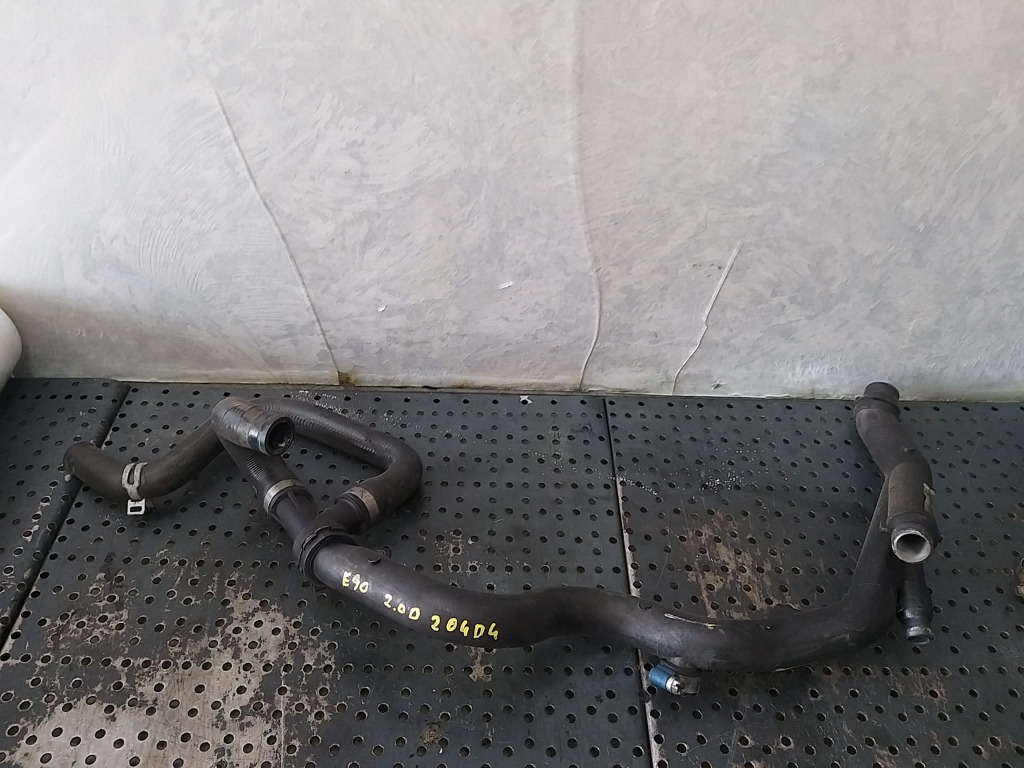 Furtun conducta apa 2.0 d bmw seria 3 e90 e91