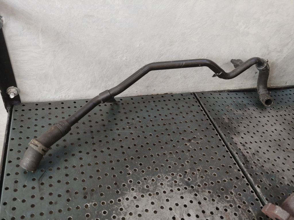 Furtun conducta apa 2.0 tdi cag audi a4 b8 a6 c6 4f
