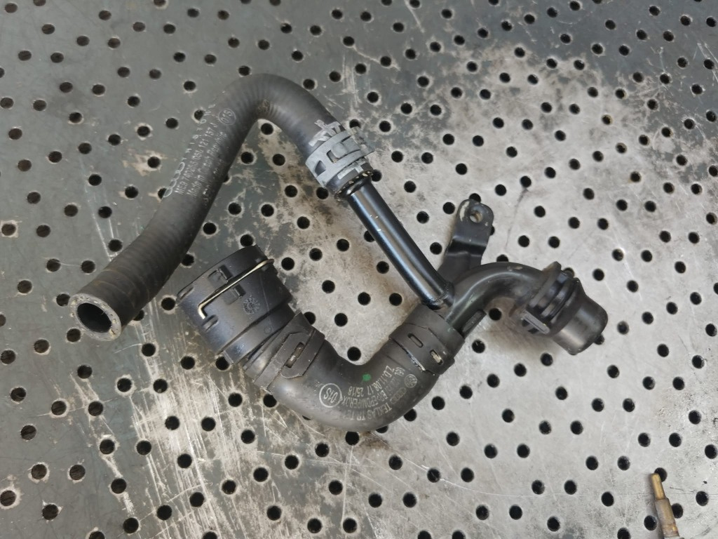 Furtun conducta apa audi a6 c8 4k 2.0 tdi dfb 05l121157j