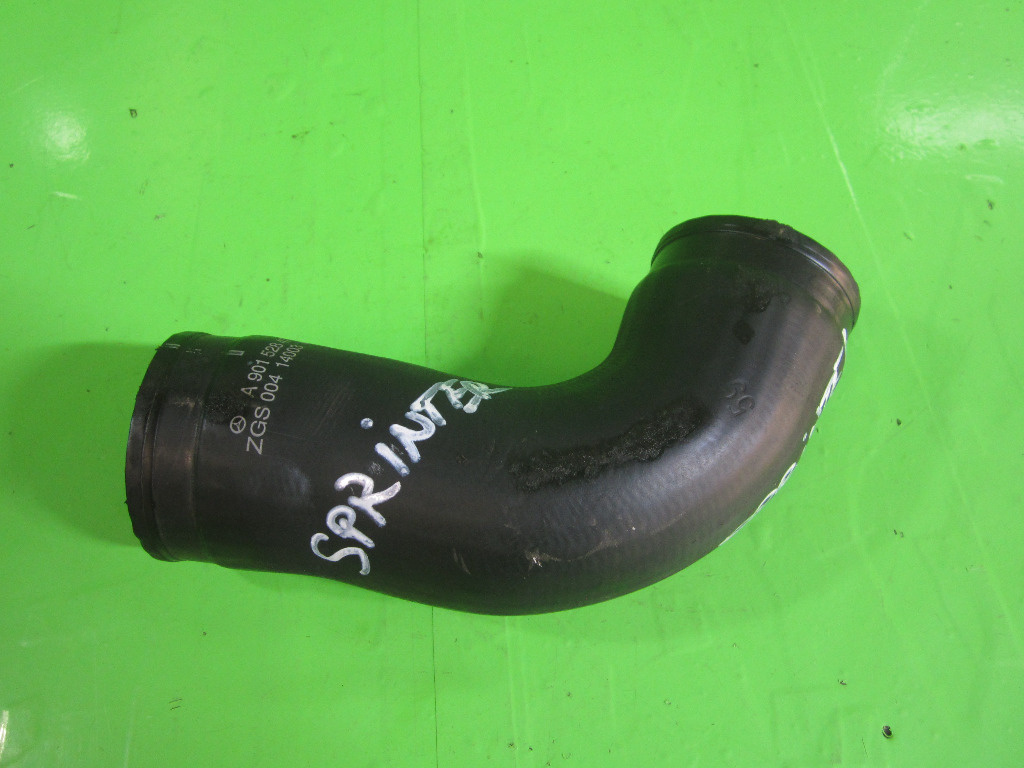 FURTUN / CONDUCTA INTERCOOLER TURBO MERCEDES-BENZ SPRINTER 311 W903 2.2 CDI FAB. 1999 - 2007 ⭐⭐⭐⭐⭐