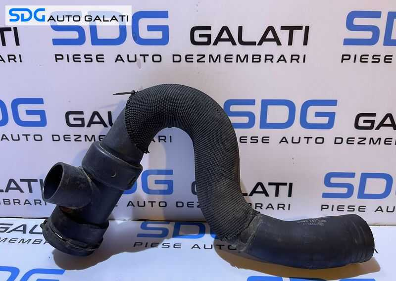 Furtun Conducta Radiator Apa Audi A4 B7 2.5 TDI V6 BDG 2005 - 2008 Cod 8E0121049F