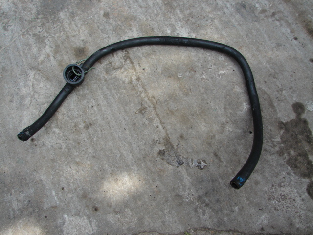 Furtun cu locas senzor Audi A4 B6 [2000 - 2005] Sedan 1.9 TDI 5MT (130 hp) 1.9 TDI AWX