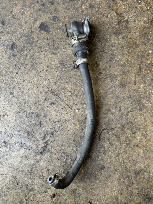 Furtun cu teu Volkswagen VW Passat B5 [1996 - 2000] Sedan 4-usi 1.8 MT (150 hp) (3B2) 1.8T 20V