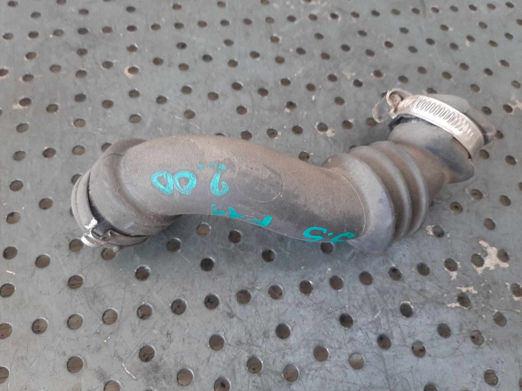 Furtun epurator 2.0 d bmw seria 5 f10 f11 facelift 0113905a