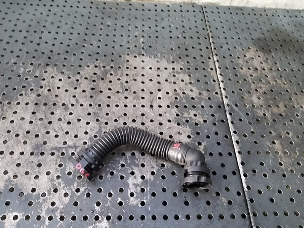 Furtun epurator 2.0 tdi vw golf 7